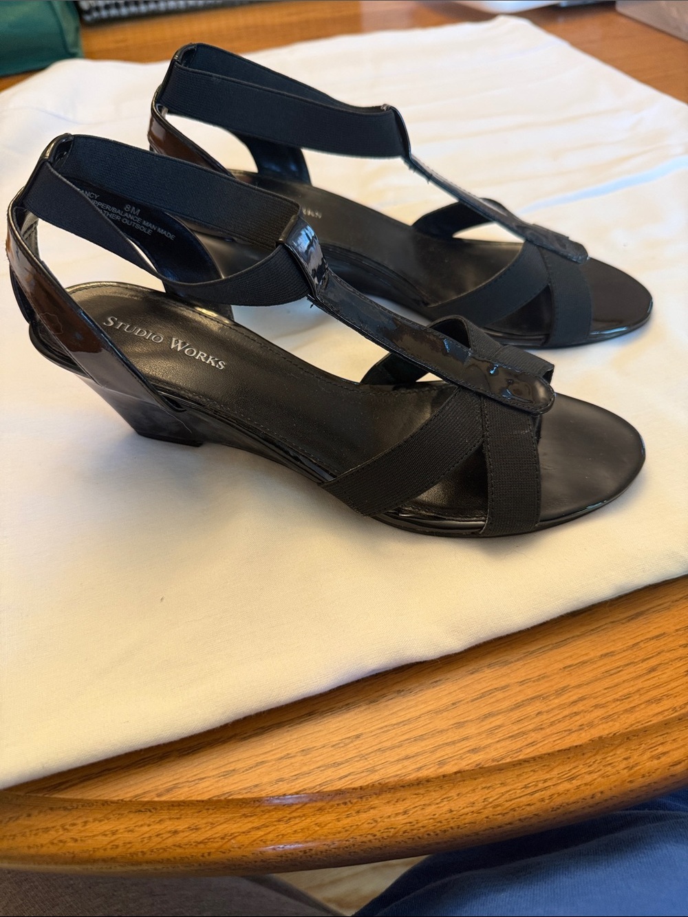 Studio Works Black Patent & Elastic T-Strap Wedge Sandals 8.0